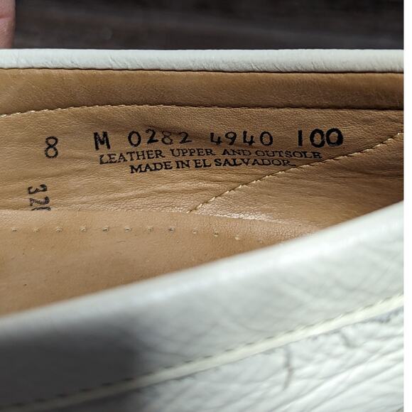 Weejuns Women's Cream White Leather Slip On Comfort Loafer Size 8 M - Picture 5 of 6